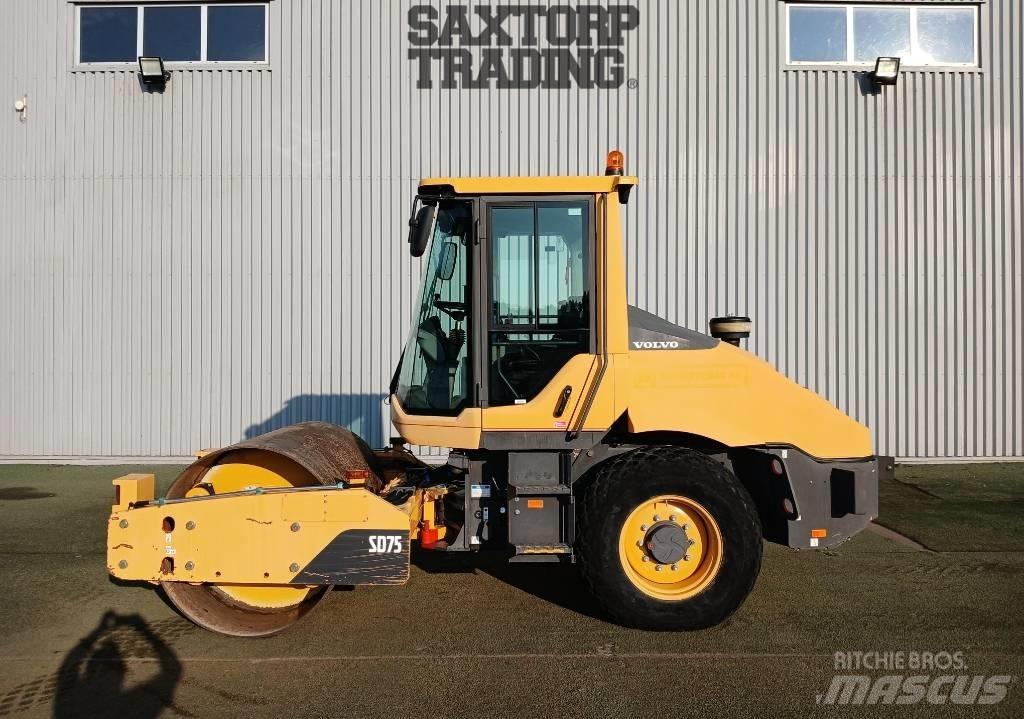 Volvo SD75, Vält Грунтові котки