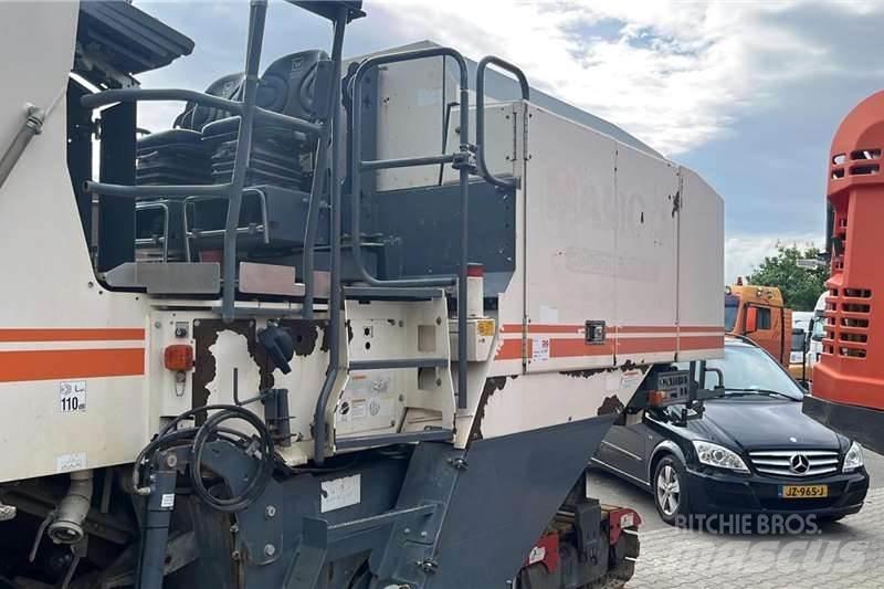 Wirtgen W210 Вантажівки / спеціальні