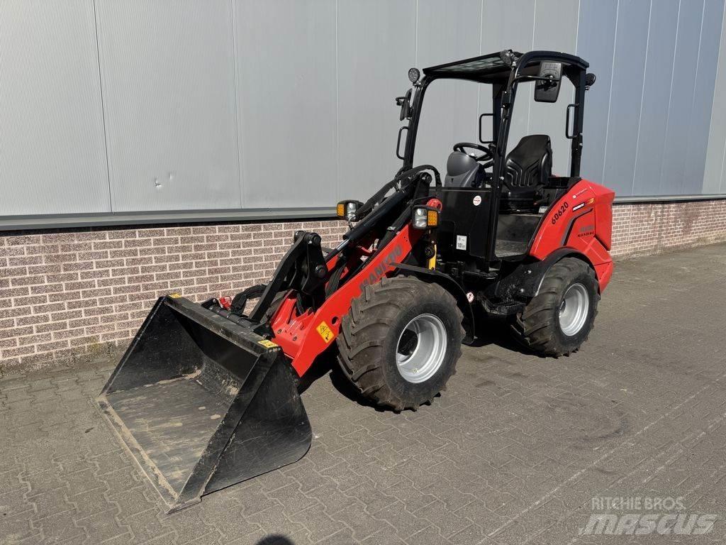 Manitou MLA3 Фронтальні навантажувачі