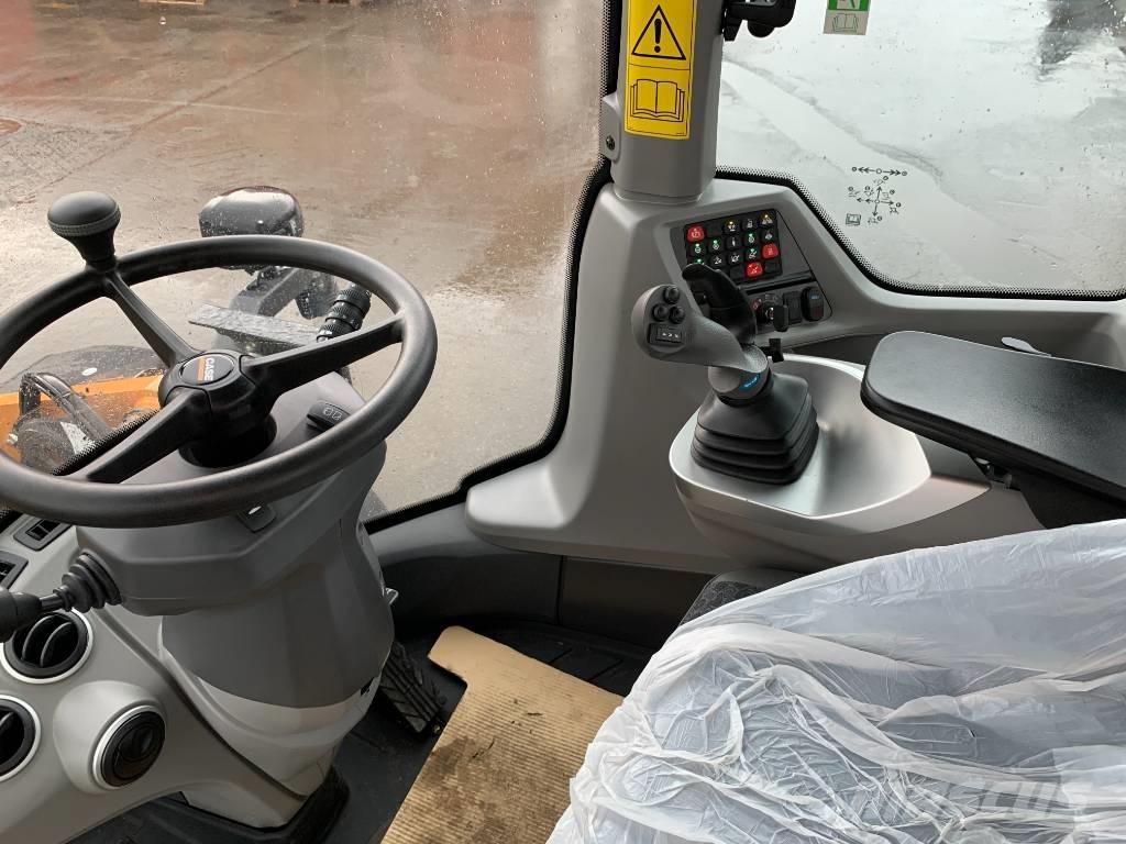 CASE 721 G+ Фронтальні навантажувачі