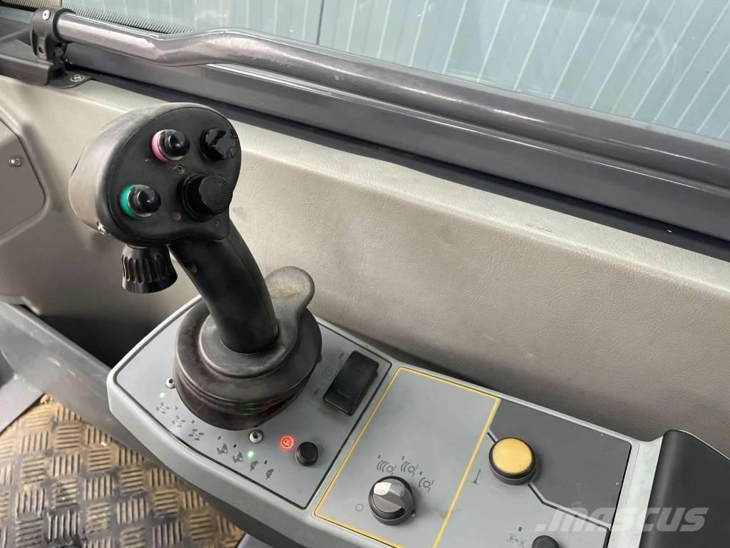 Wirtgen WR200XLi Ущільнювачі грунту