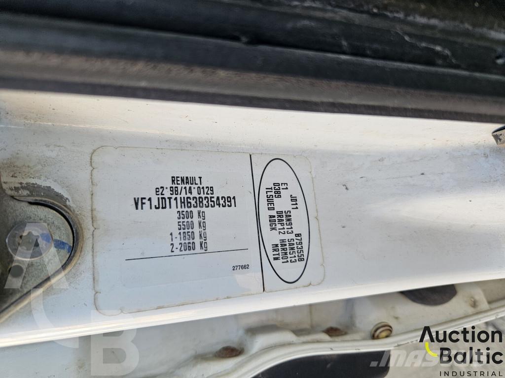 Renault Master Автомобілі