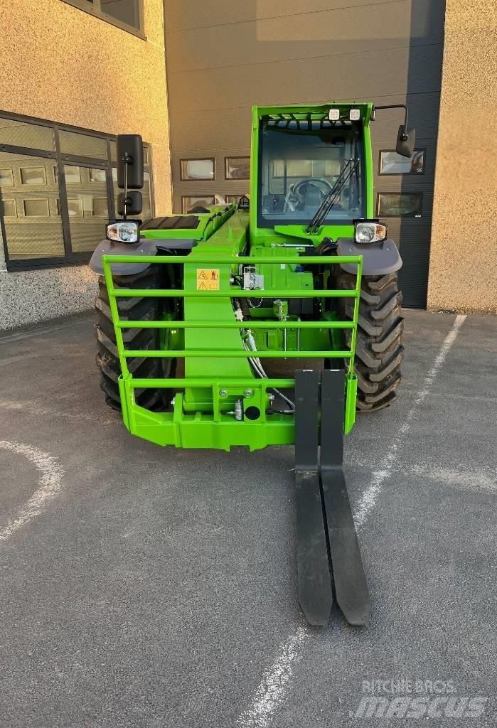 Merlo TF30.7 Телескопічний навантажувач