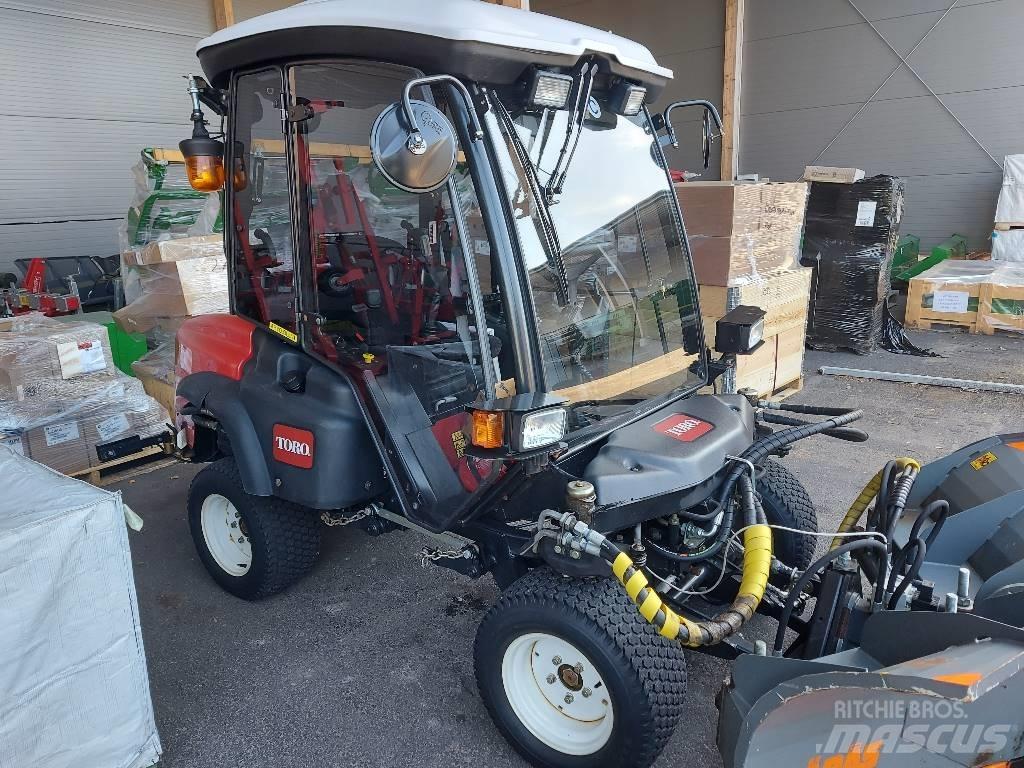 Toro 360 Підсобні машини