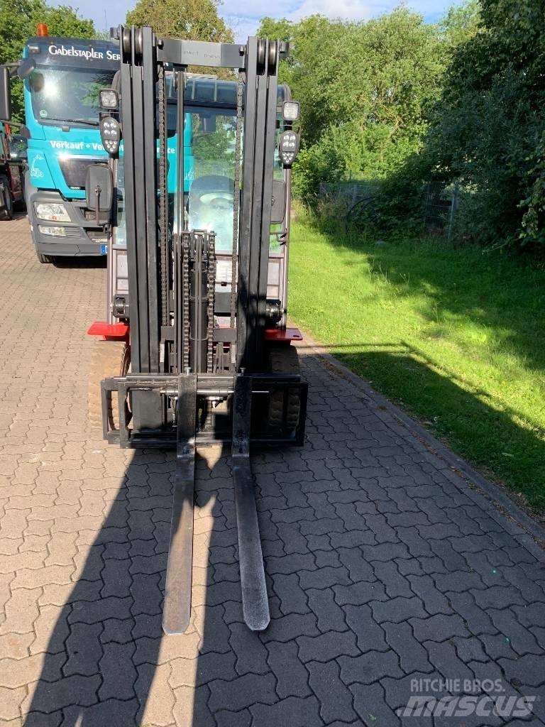 Manitou ME425C Електронавантажувачі