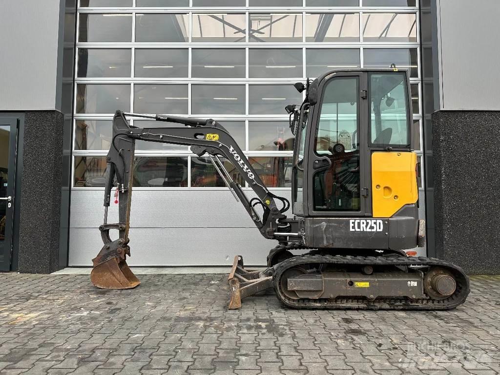 Volvo ECR25D Міні-екскаватори < 7т