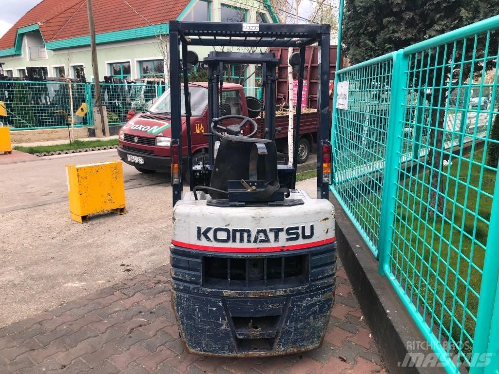 Komatsu FG15S-15 Газові навантажувачі
