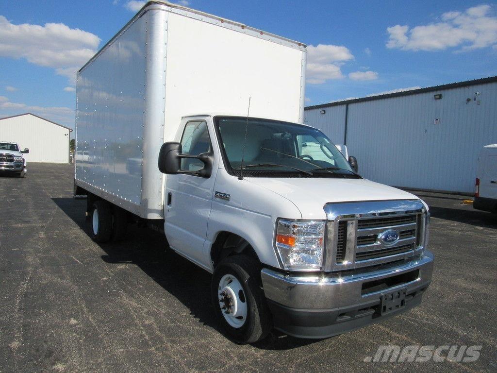 Ford E-450 Фургони
