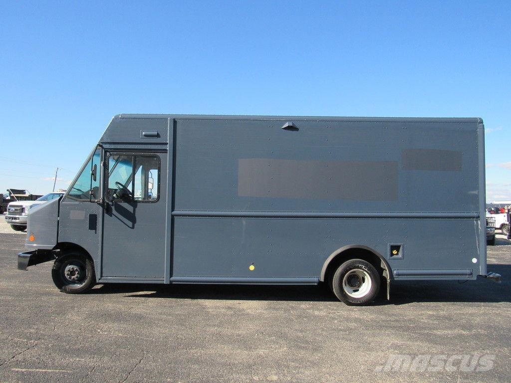 Ford E-450 Фургони