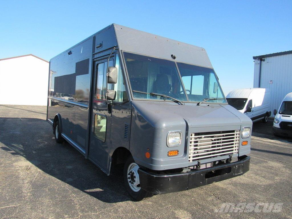 Ford E-450 Фургони