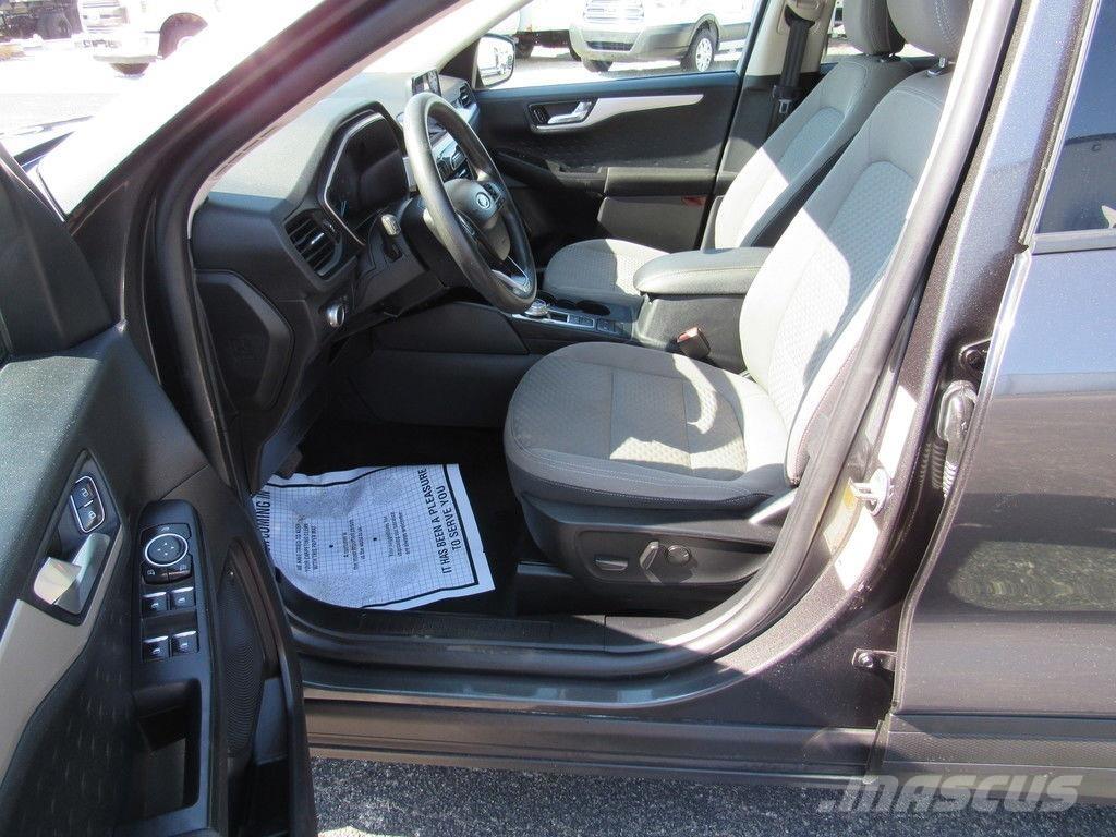 Ford Escape SE Автомобілі