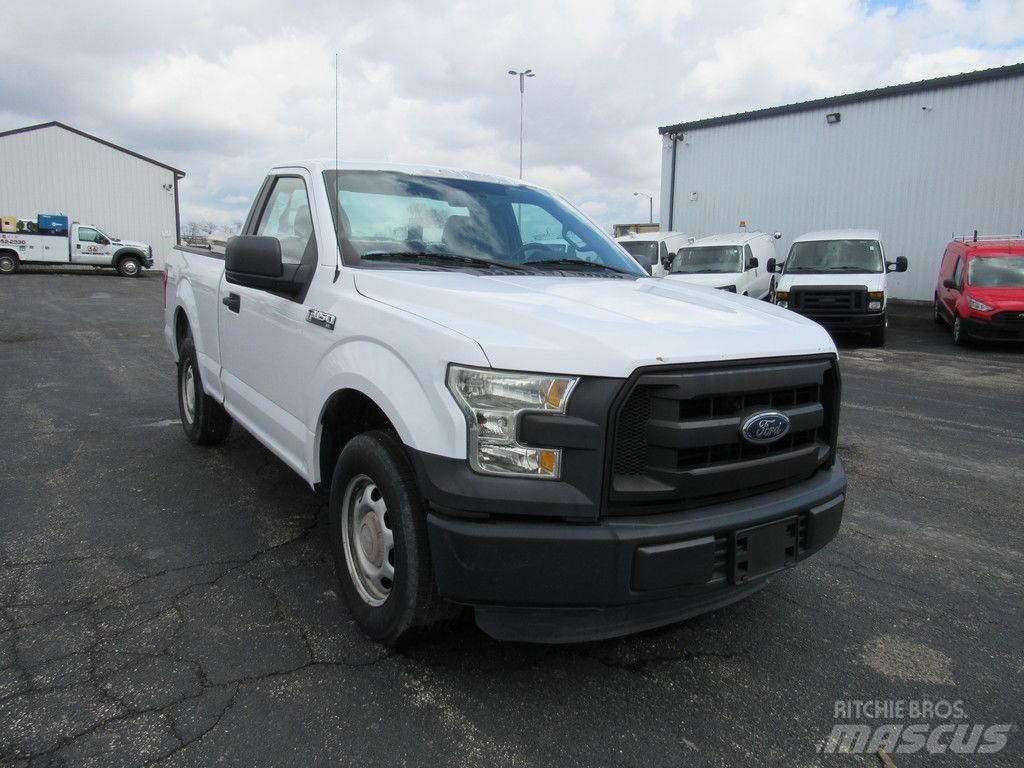 Ford F-150 Пікапи / Бічне розвантаження