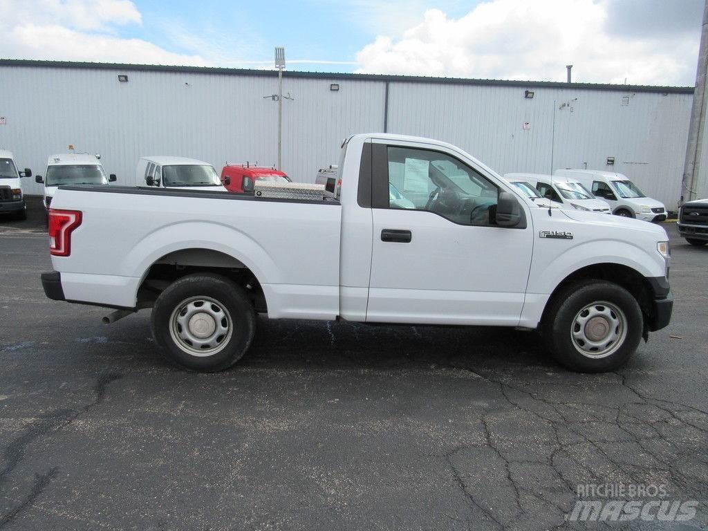 Ford F-150 Пікапи / Бічне розвантаження