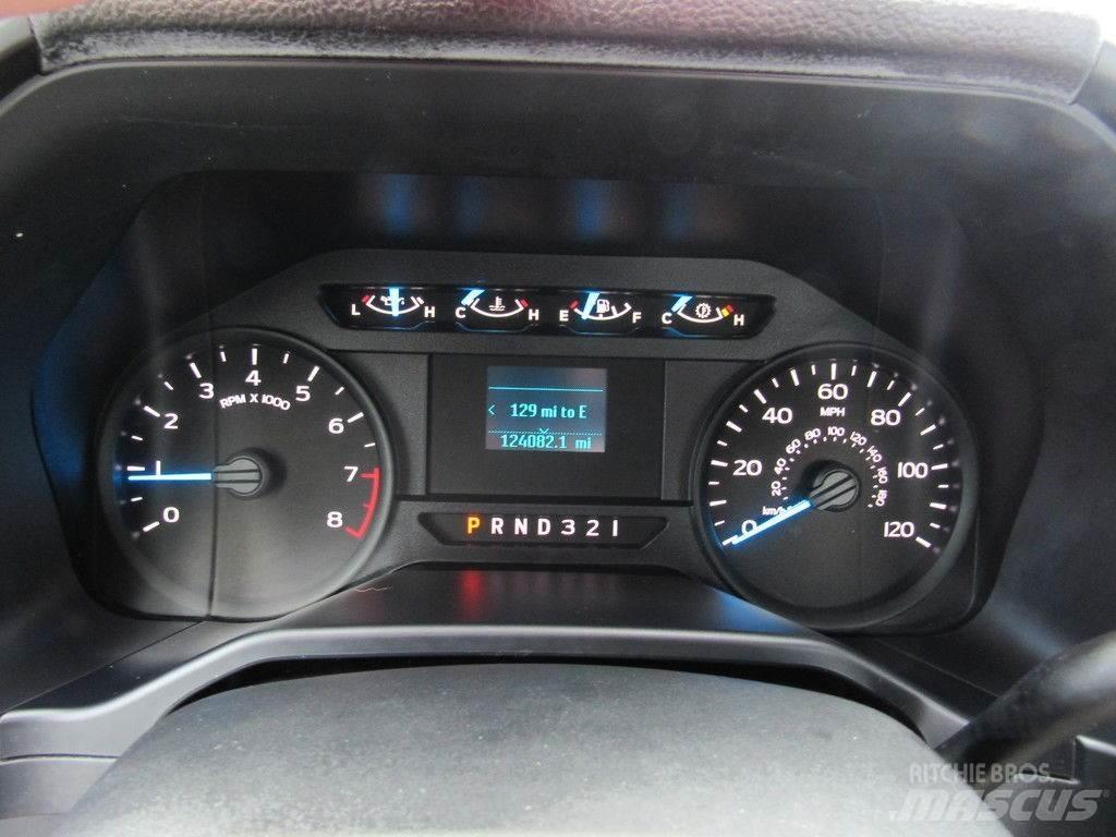 Ford F-150 Пікапи / Бічне розвантаження
