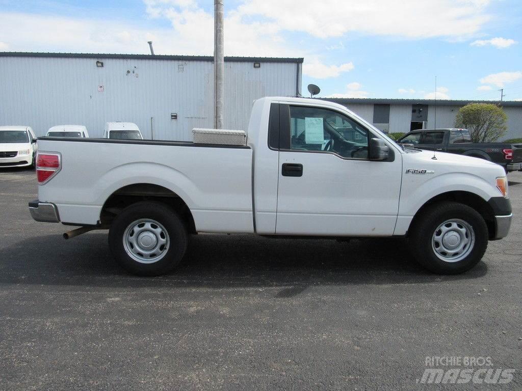 Ford F-150 Пікапи / Бічне розвантаження