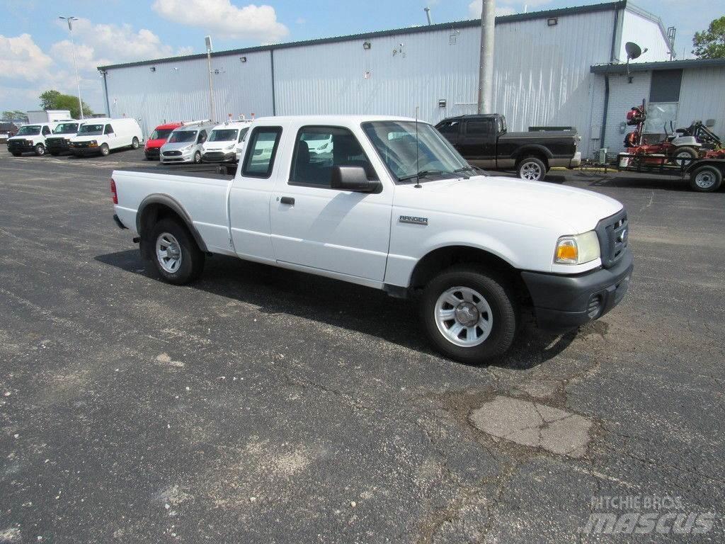 Ford Ranger Вантажівки / спеціальні