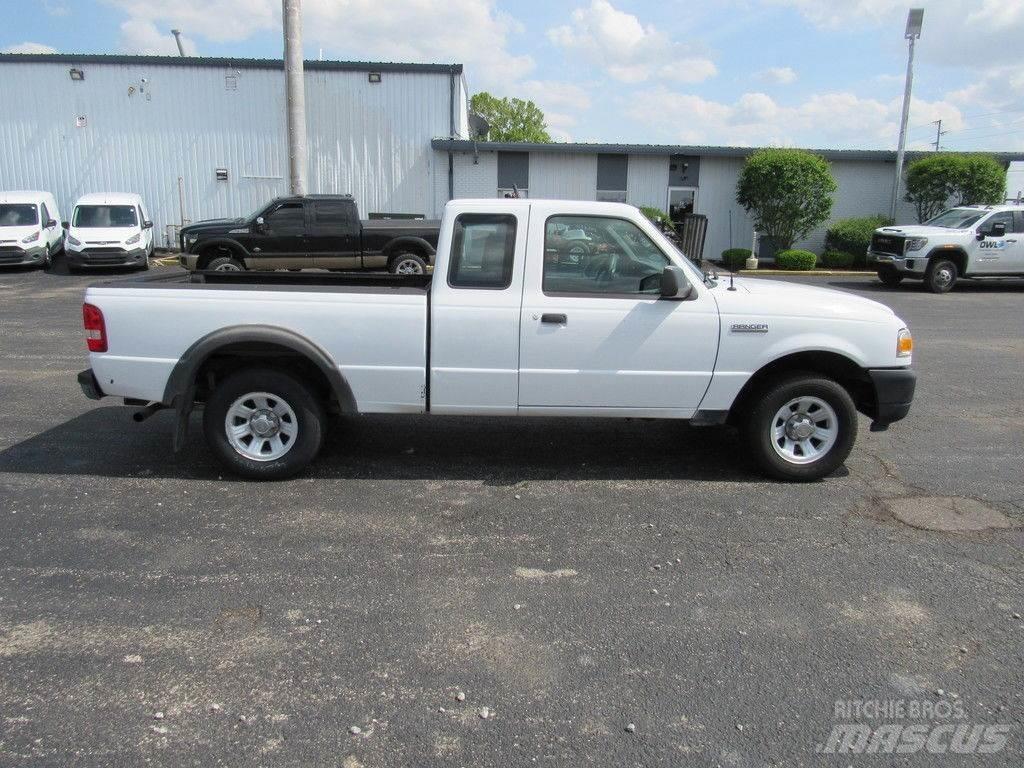 Ford Ranger Вантажівки / спеціальні