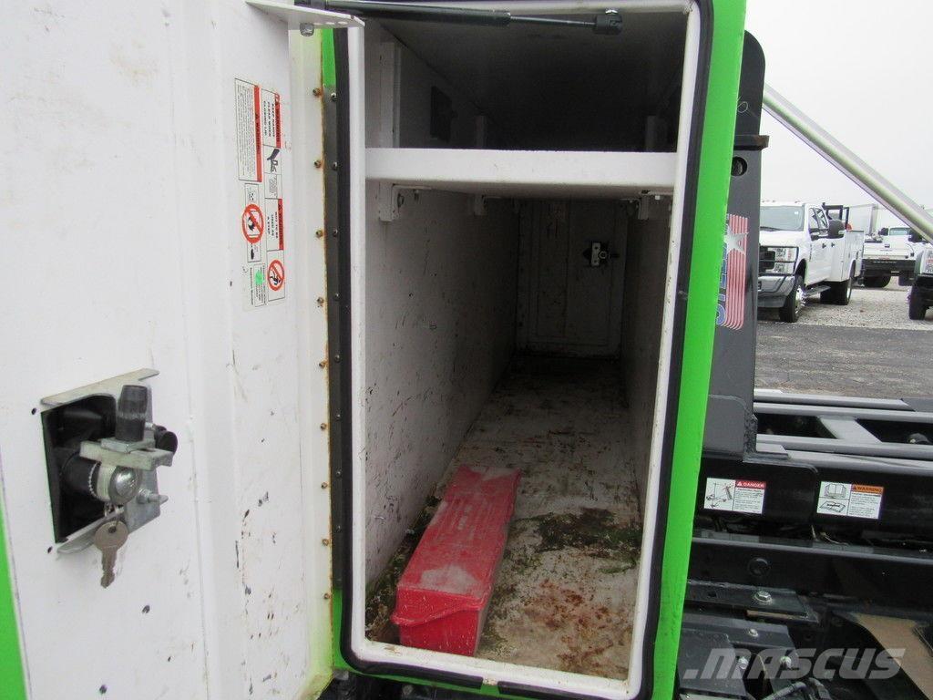 Hino 195 Самоскиди