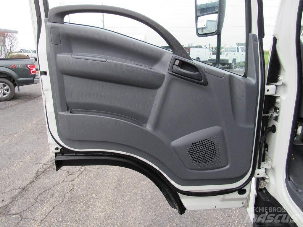 Isuzu NPR HD Фургони