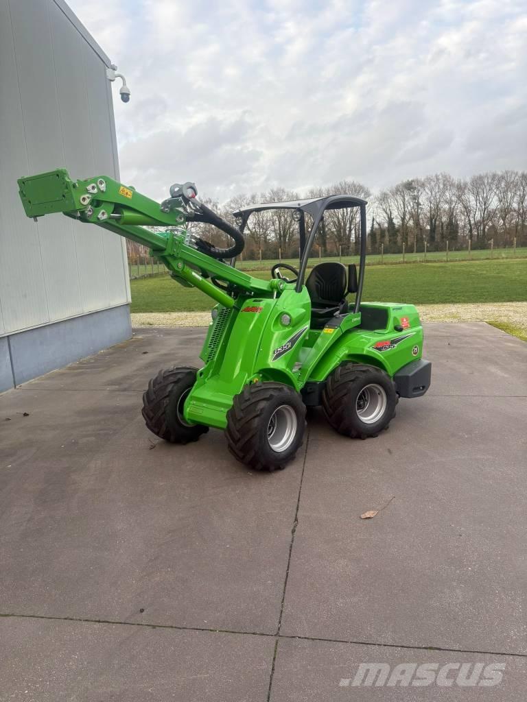 Avant 635 Міні-навантажувачі