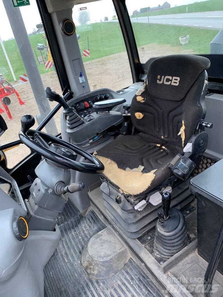 JCB TM 320 S Телескопічний навантажувач