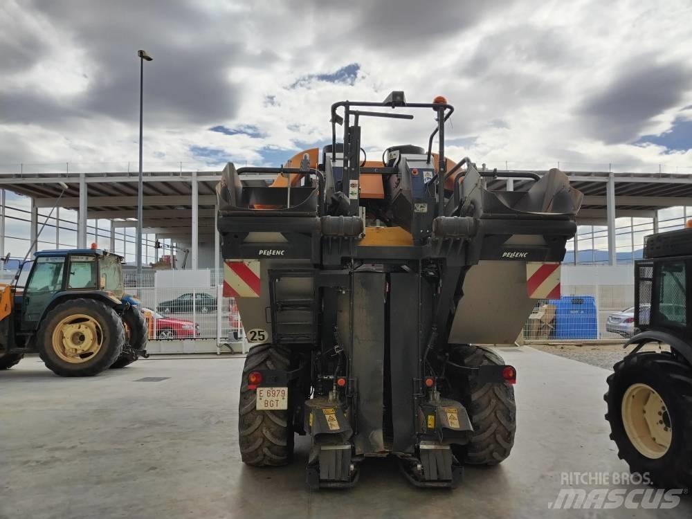 Pellenc 670 OPTIMUN Збиральна машина для винограду