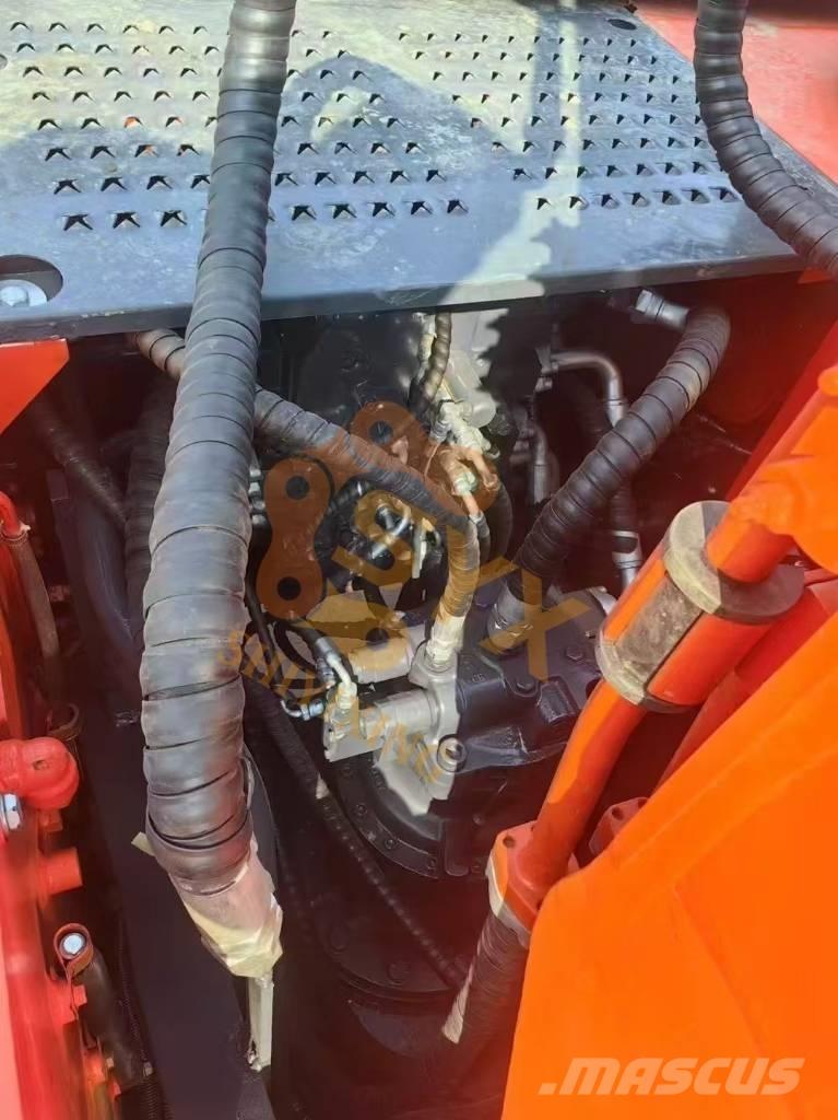 Doosan DX 225 LC Екскаватори з великим вилітом