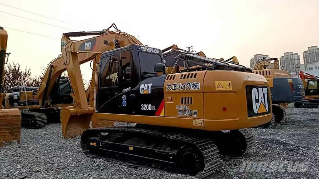 CAT 320DL Гусеничні екскаватори