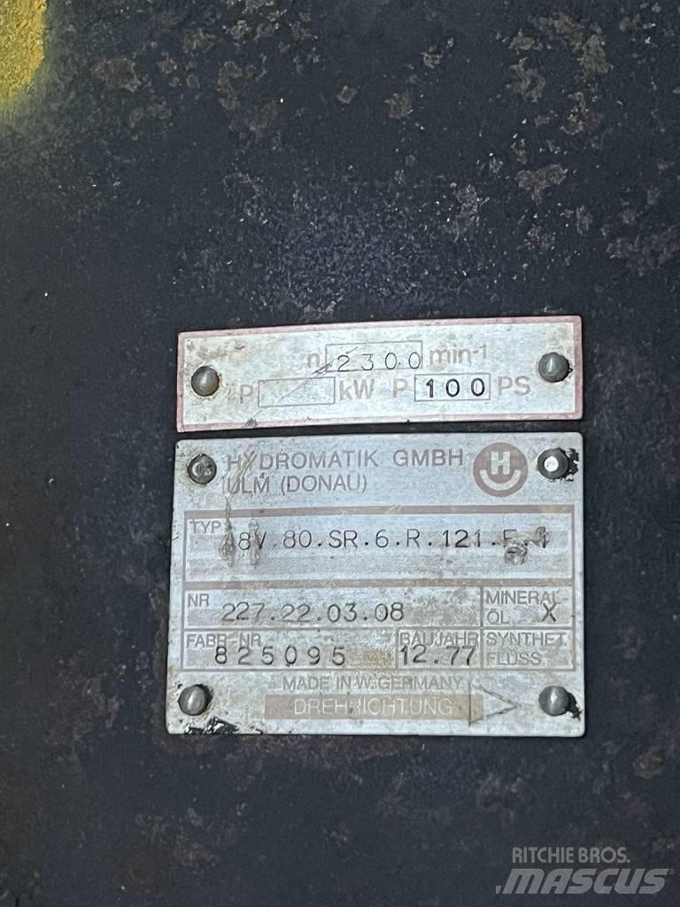 Deutz F6L413 Двигуни