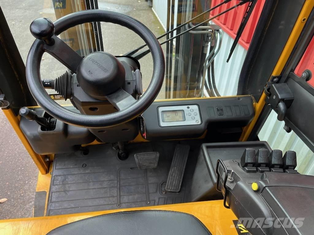 UniCarriers 1Q2L25Q Електронавантажувачі