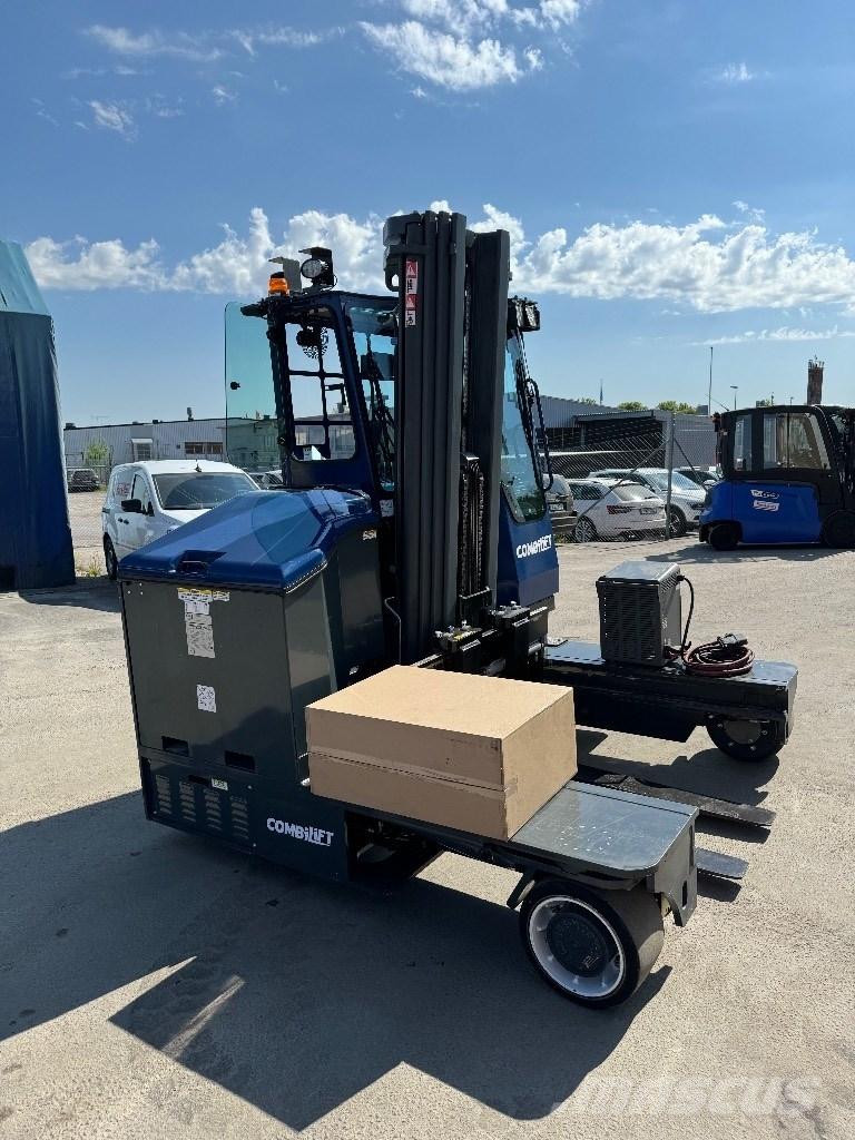 Combilift C4000ET Чотириходові річ-траки