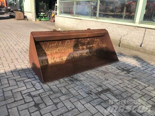 Manitou Bak Ковші
