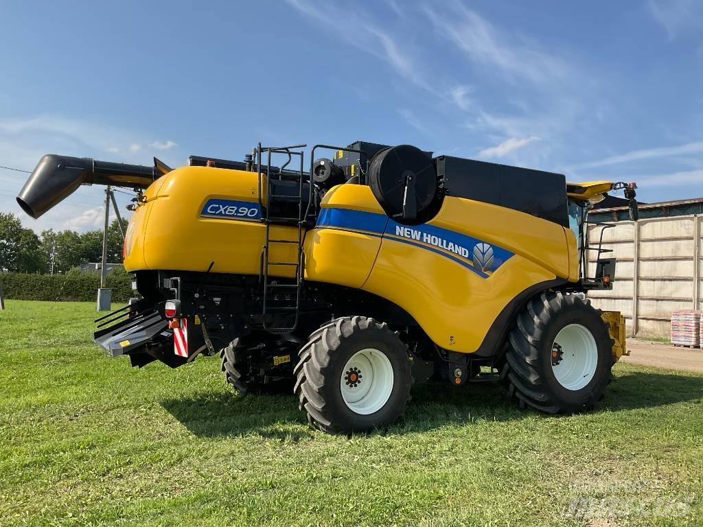 New Holland CX 8.90 Зернозбиральні комбайни