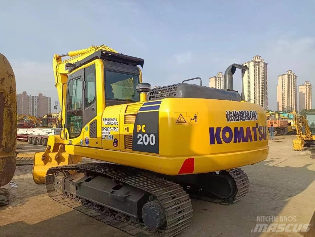 Komatsu pc200-8 Гусеничні екскаватори