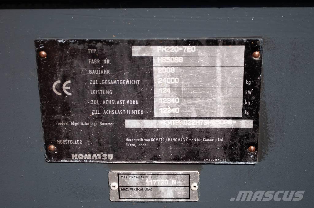 Komatsu PW 220-7 Колісні екскаватори