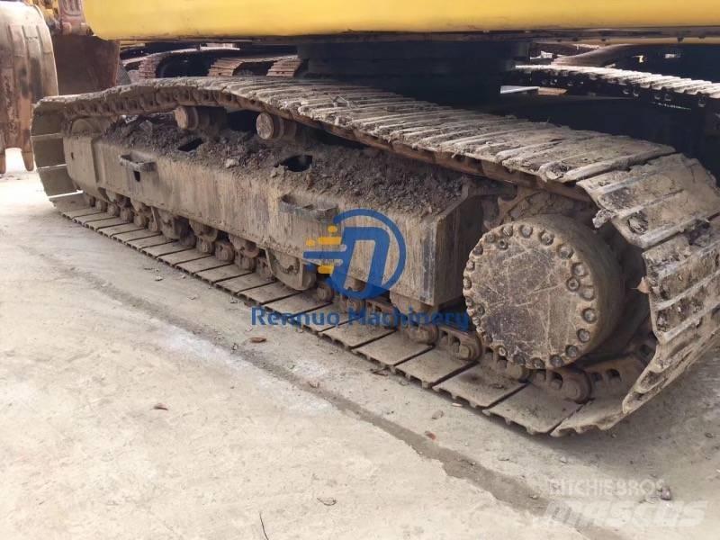 Komatsu PC210-7 Гусеничні екскаватори