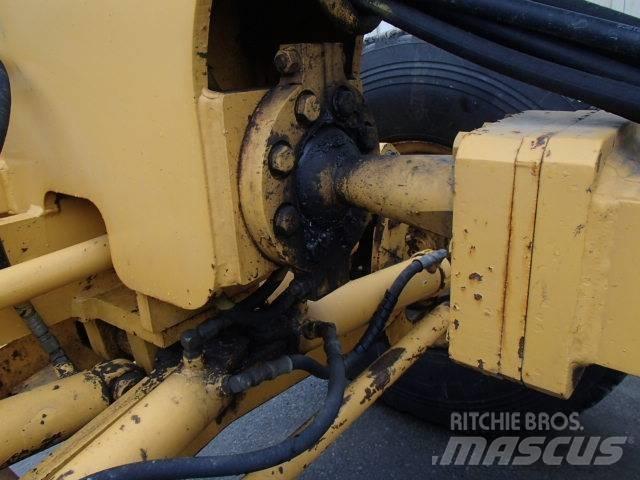 Volvo G 740 B Грейдери