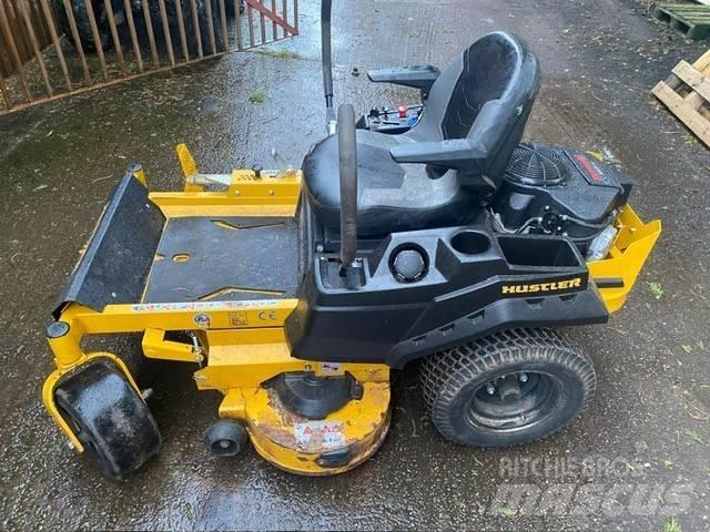 Hustler RAPTOR MOWER Самохідні газонокосарки