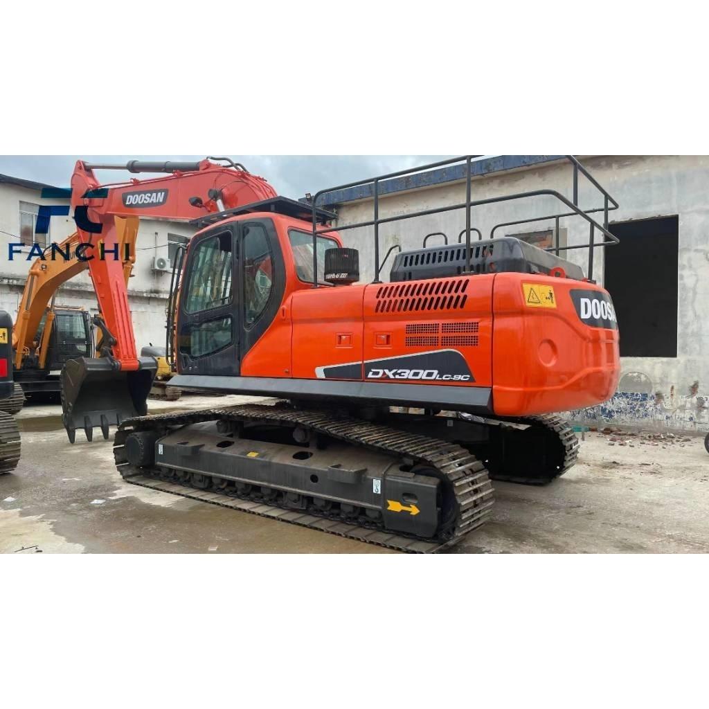 Doosan DX 300 LC LR Гусеничні екскаватори