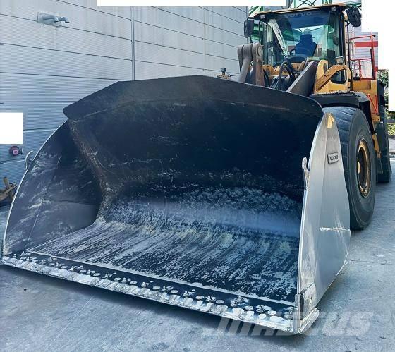 Volvo L 180 H Фронтальні навантажувачі