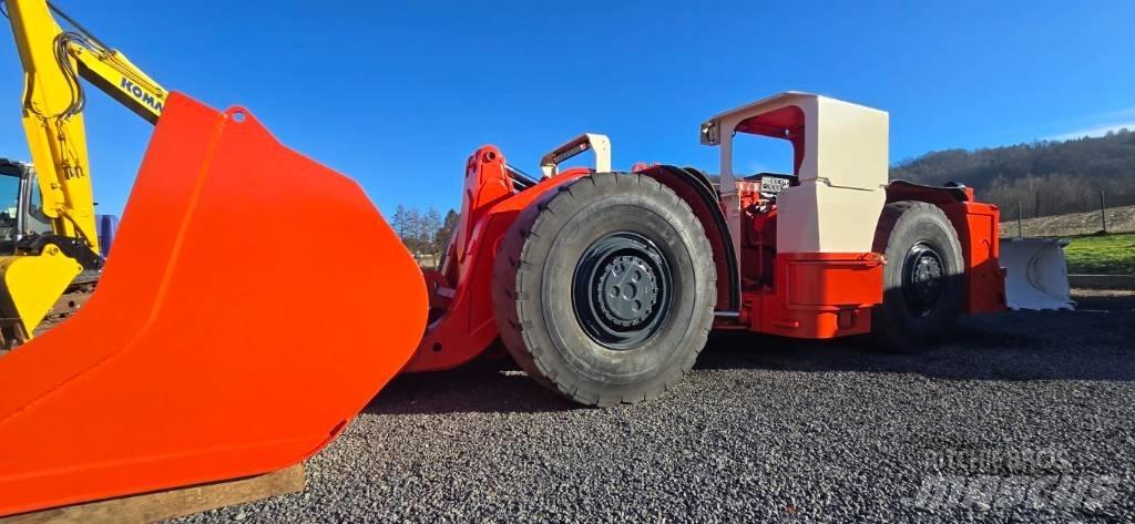 Toro 400 Підземні навантажувачі