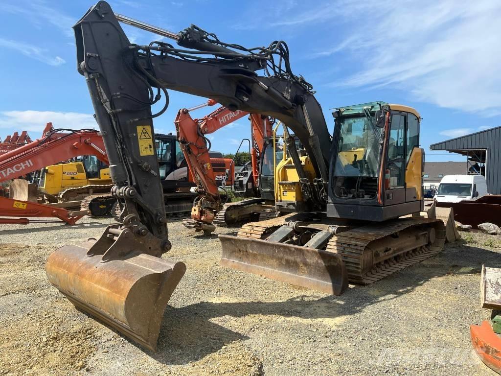 Volvo ECR145EL Гусеничні екскаватори