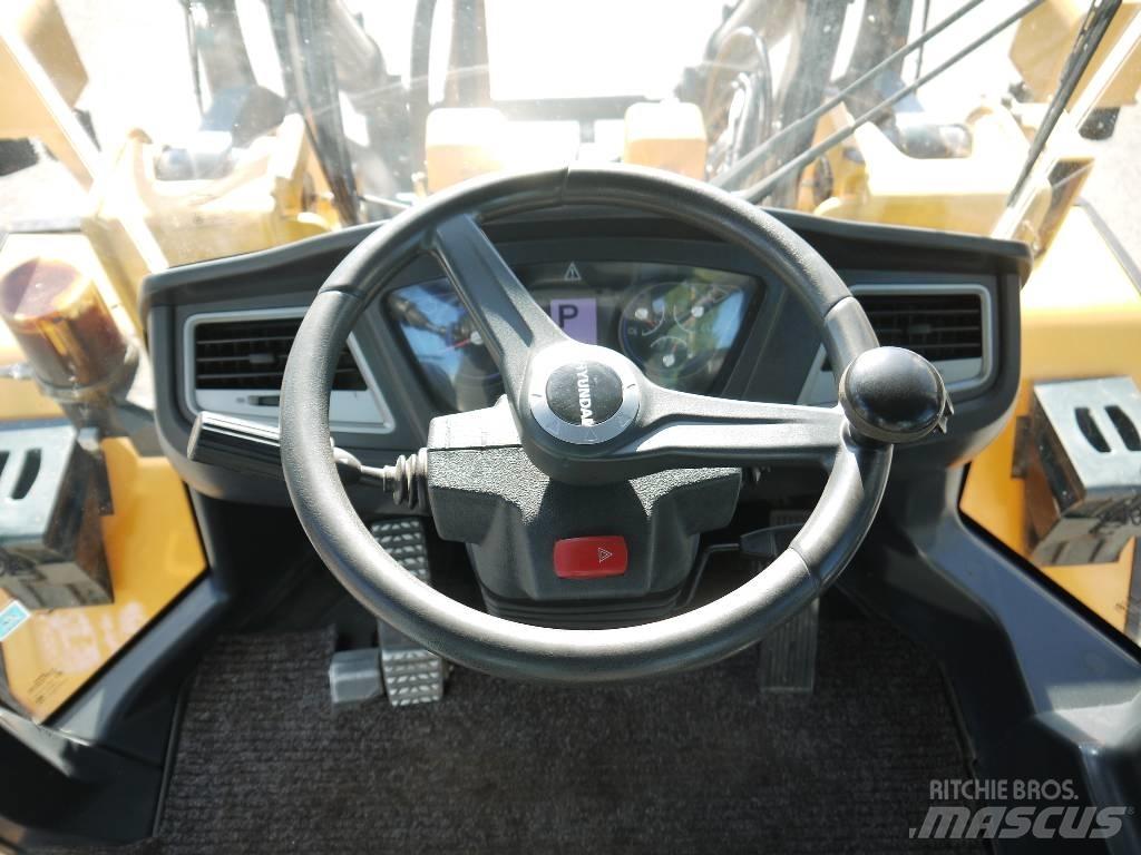 Hyundai HL 955 TM Фронтальні навантажувачі