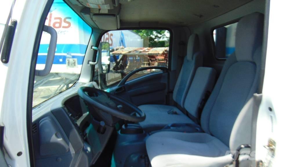 Isuzu NRR Вантажівки-платформи/бокове розвантаження