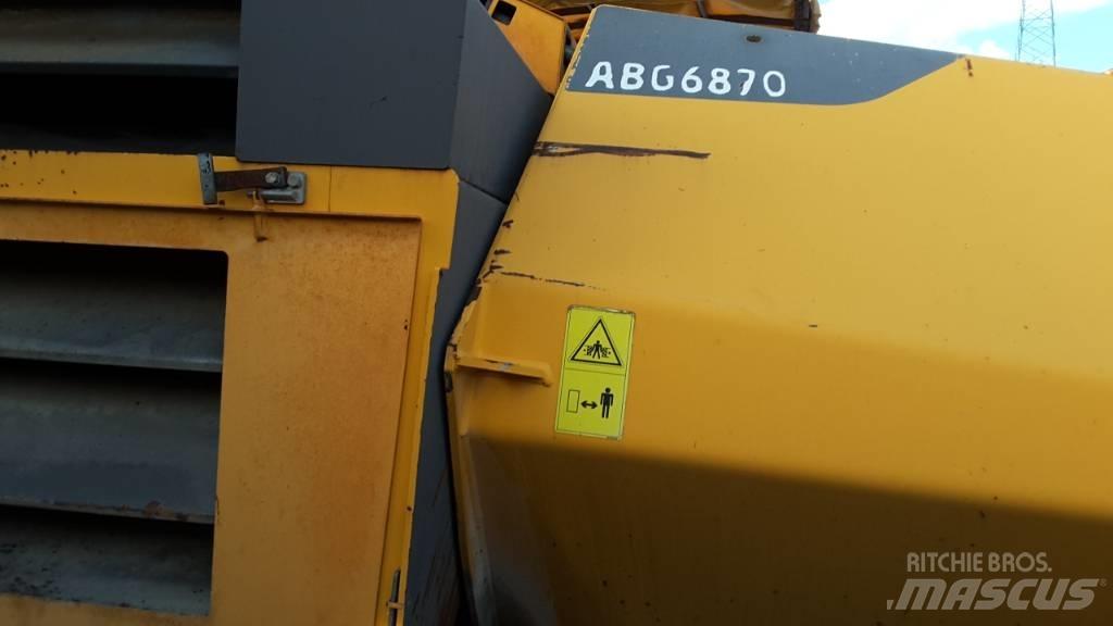 Volvo ABG 6870 Асфальтовкладачі