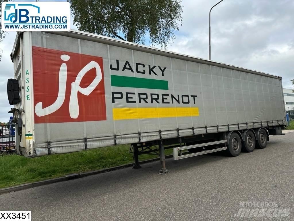 Fruehauf Tautliner Тентовані напівпричепи