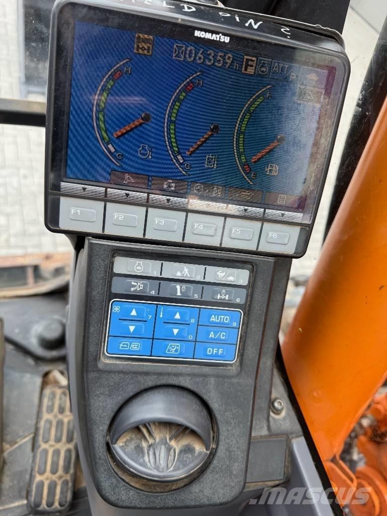 Komatsu PW 148-8 Колісні екскаватори