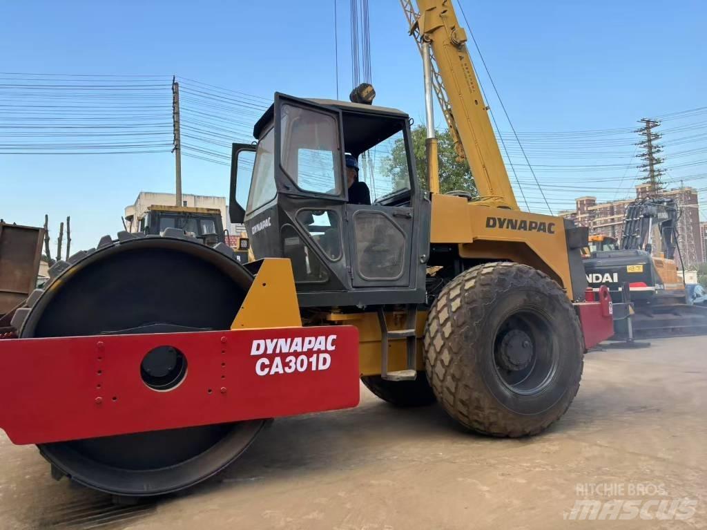 Dynapac CA 301 D Грунтові котки