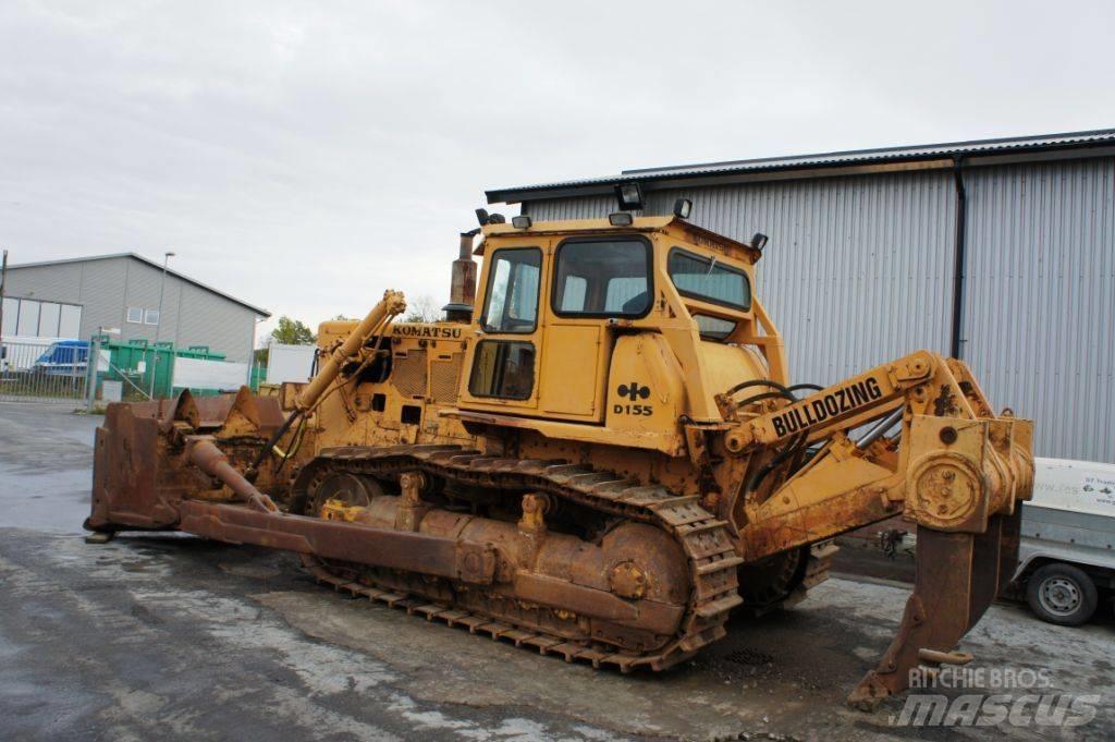 Komatsu D155A-1 Бульдозери