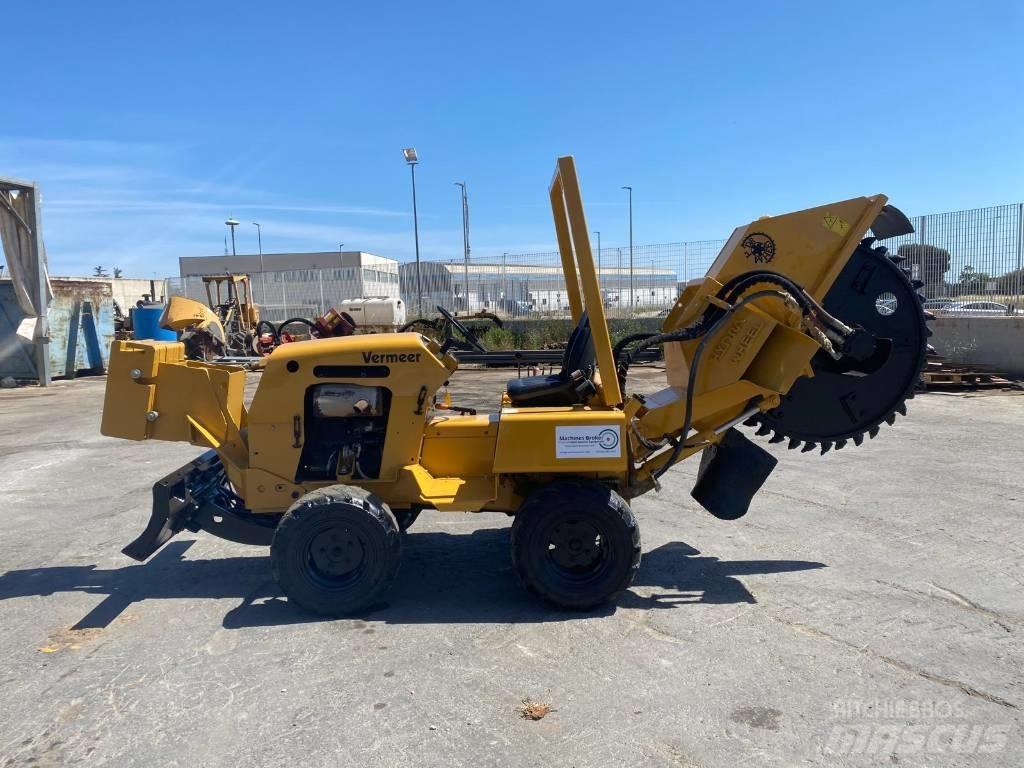 Vermeer RT450 Канавокопачі